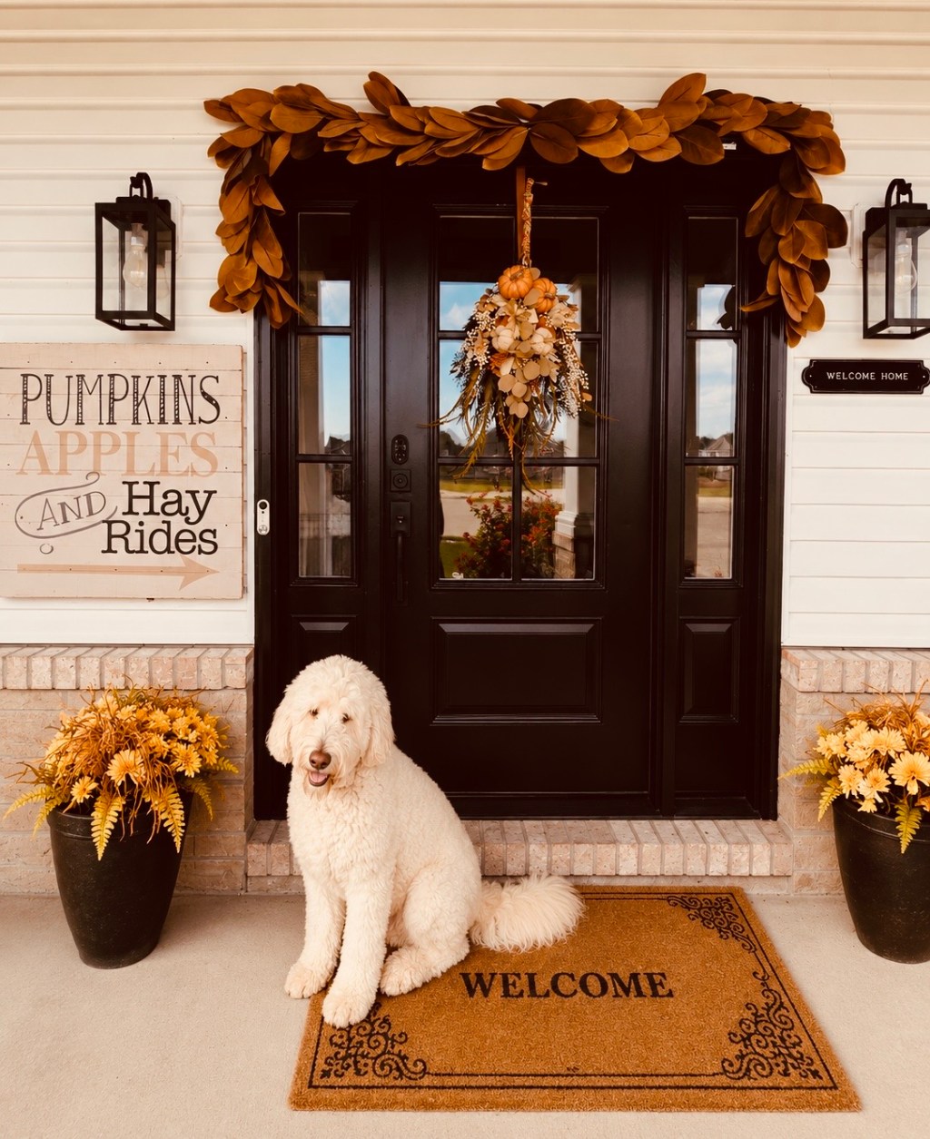 Fall and Soft Suburban Decor: Warm and Cozy Porch&nbsp;Ideas