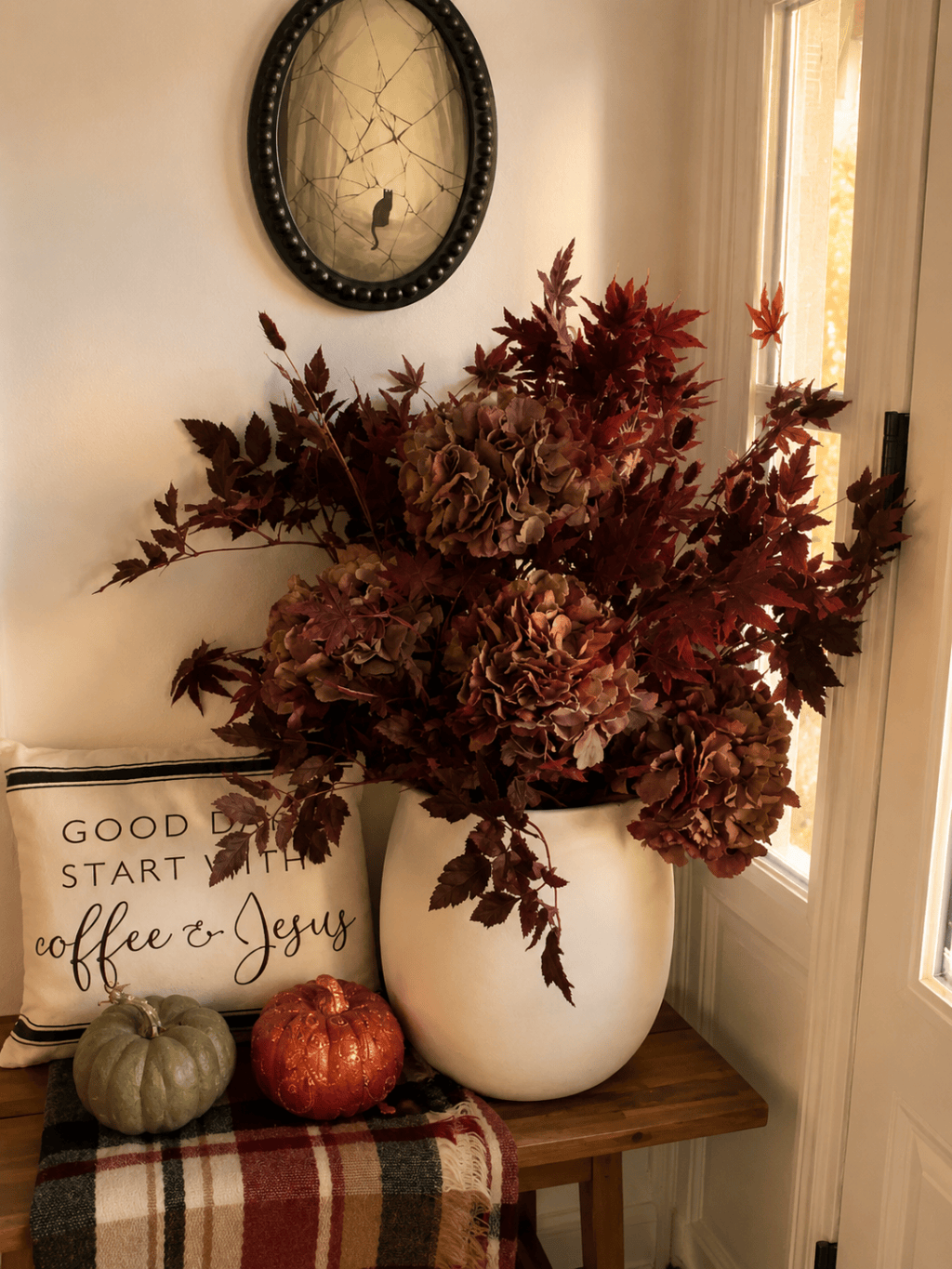 Decorating With Faux Fall Florals: Bringing the Colors of Autumn&nbsp;Indoors
